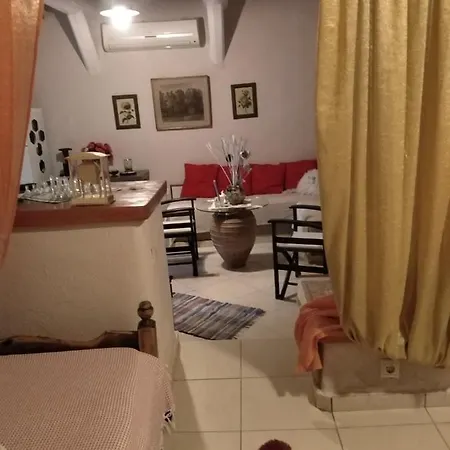 The Castle Apartment Ioulis
